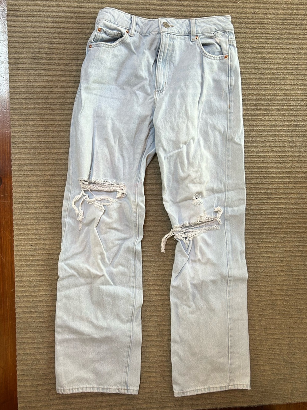Garage Light Wash Distressed Jeans